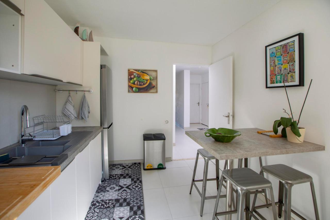 Appartement T3 Traversant Residence Standing Garage Et Piscine Exterieure Gratuits Sète Exterior foto