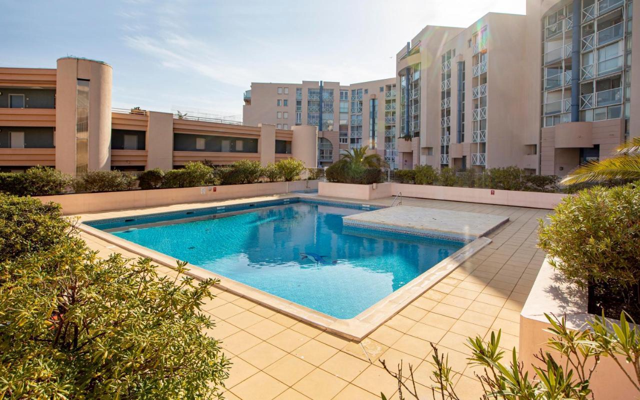 Appartement T3 Traversant Residence Standing Garage Et Piscine Exterieure Gratuits Sète Exterior foto